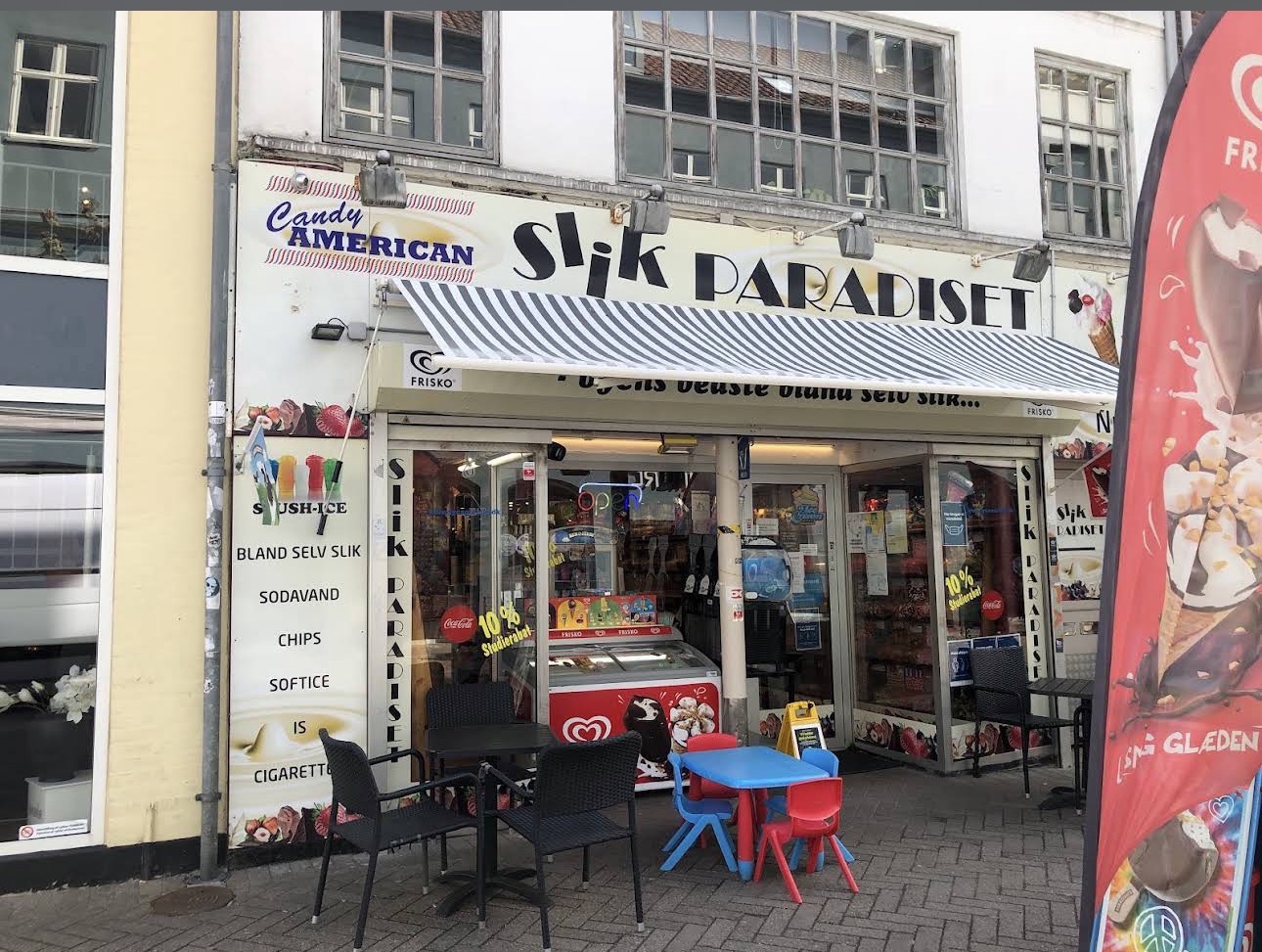 Bag drop-off at Slikparadiset Odense , Odense